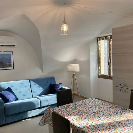 Monolocale Botte Gaia Isolabona